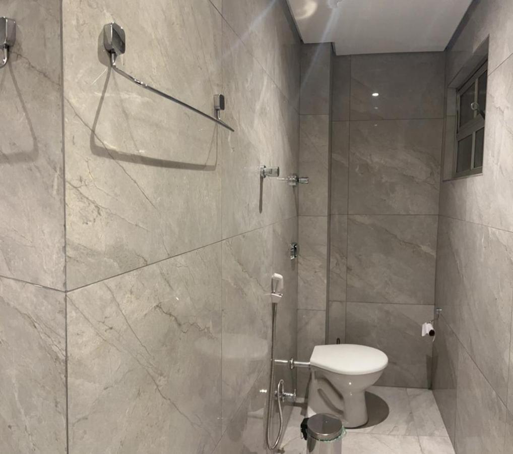 Apartamento Para Pessoas De Familia Ou A Negocio, Ap Lindo Aconchegante No Bras Proximo Igreja Mundial,Mercado Municipal, 25 De Marco, Templo Salomao, Metro Dom Pedro Ll, Bancos, Mercado E Etc São Paulo Buitenkant foto